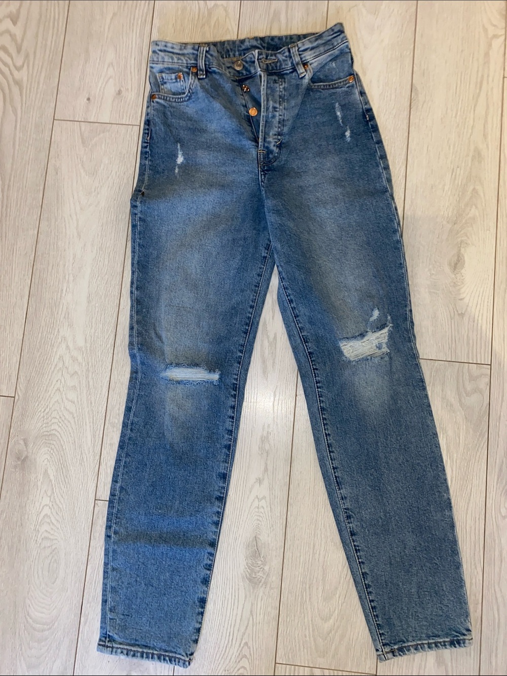 H&M Ultra High-Rise Distressed Women's Mom Jeans - Blue NEW